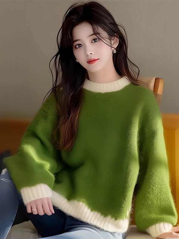 Green patchwork knitted sweater women's late autumn and early winter high-end niche non-contrast style tops 2024 new style