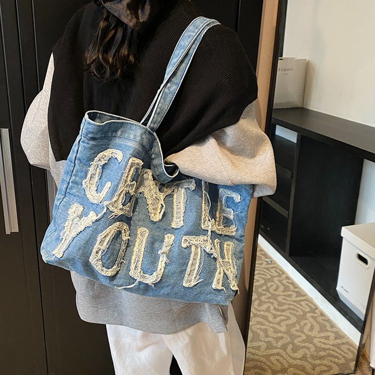 Denim Large Capacity Tote Bag Women's 2024 Temperament Retro Casual Class Commuting Single Shoulder Crossbody Underarm Bag
