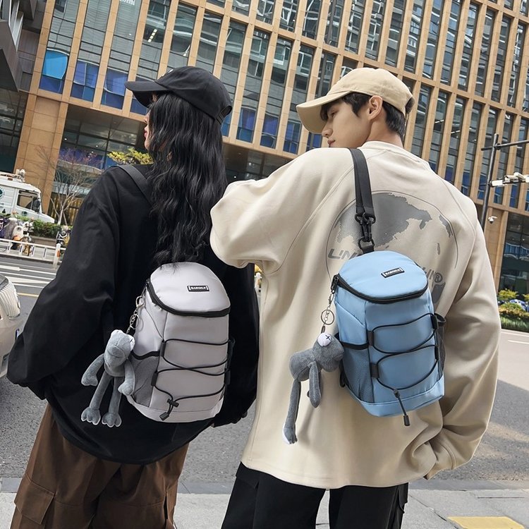 2024 new Japanese style ins backpack single shoulder crossbody cylindrical bag men's crossbody bag simple large capacity foreign trade trend