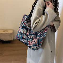 New canvas bag wholesale large capacity shoulder bag for women printed handbag Korean style tote bag literary canvas bag
