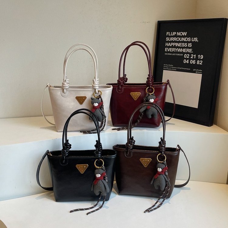 High-looking new bag, retro bucket, high-end fashion one-shoulder crossbody bag, versatile work bag, casual bag
