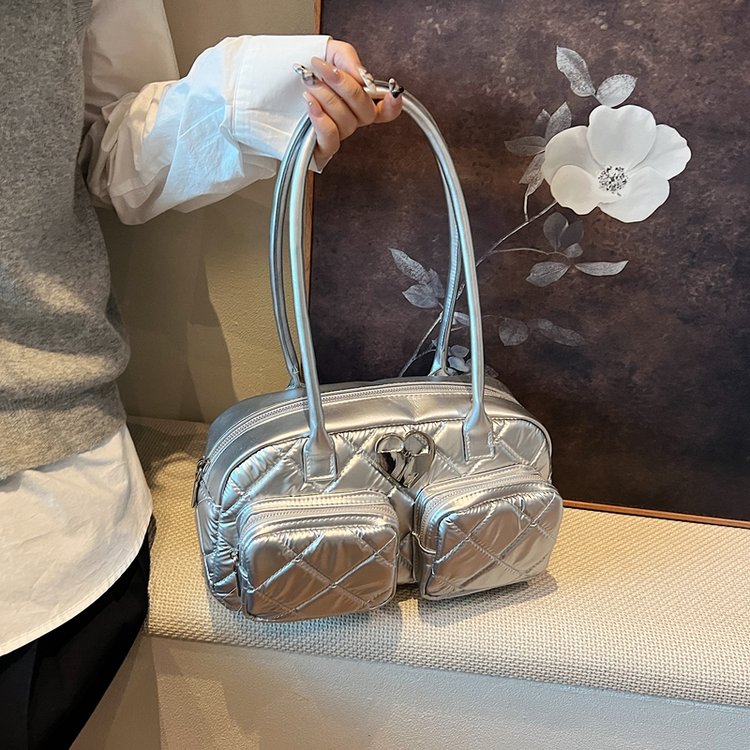 Bags for women new autumn and winter high-end diamond quilted shoulder bag large capacity tote armpit women's bag bowling bag