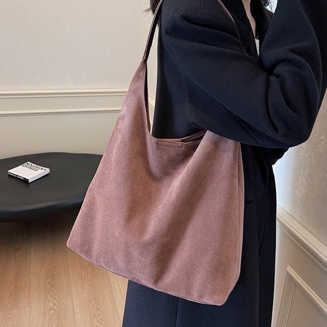 Lazy style retro work commuter bag women's fashionable and high-end large-capacity dirty-resistant shoulder tote bag