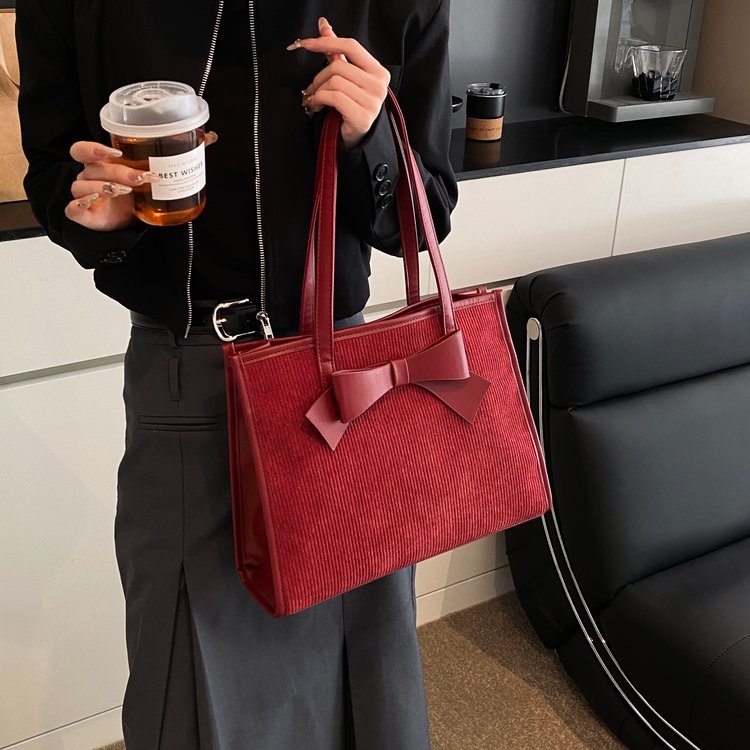High-end bag for women, large-capacity bridesmaid bag, wedding bag, shoulder tote bag, red wedding bridal bag