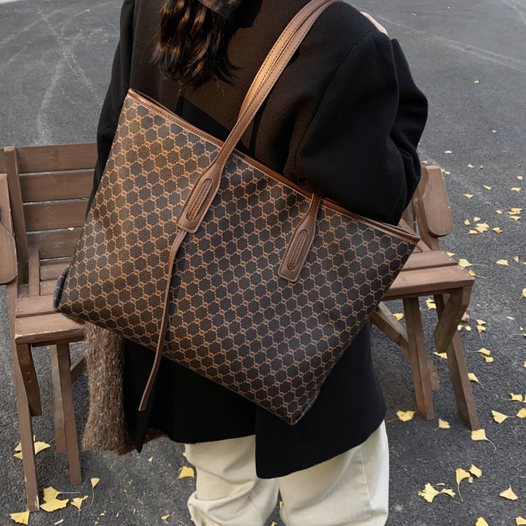 Large-capacity work and commuting versatile tote bag women's casual high-end light luxury shoulder bag