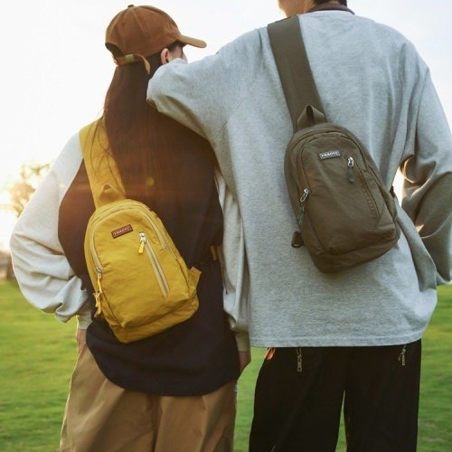 Korean version of the new men's and women's cool popular sports commuting waterproof large-capacity chest bag single shoulder crossbody bag