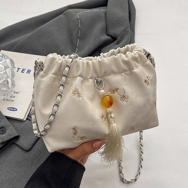 New Chinese style national style retro bag for women new pleated drawstring embroidered bucket bag versatile shoulder crossbody bag