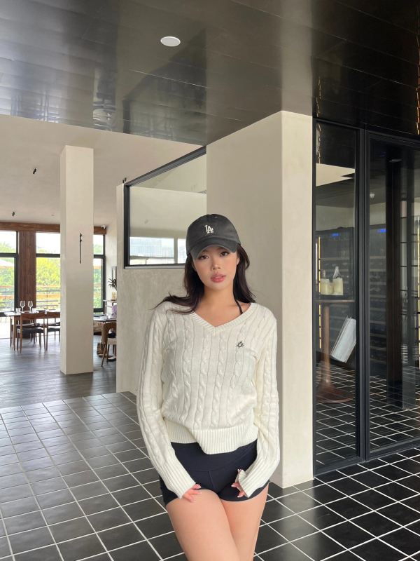 V-neck inner bottoming shirt for women, slim short, right shoulder sweater, sweater, long-sleeved top