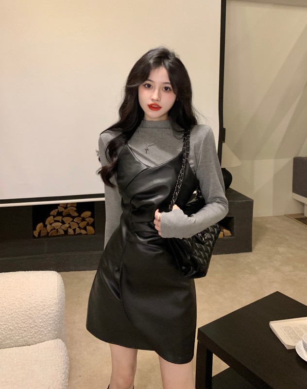 Plus size women's French bottoming suspender dress women's autumn and winter fat MM high-end temperament leather skirt