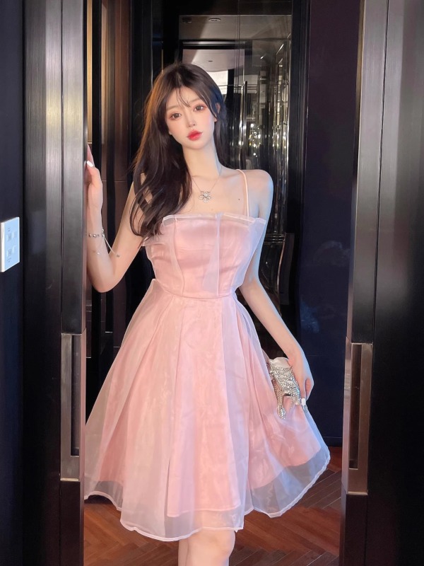 Fashionable party dress, party princess dress, temperament one-shoulder fairy dress, sexy suspender dress