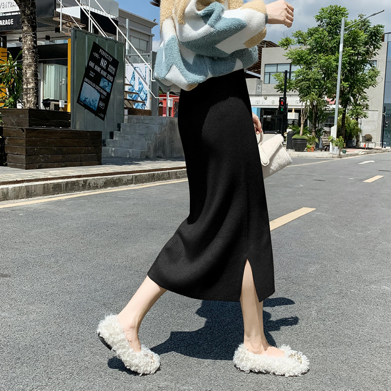 Autumn and winter knitted thickened slit Korean style high-waisted A-line wool skirt mid-length black slim fit hip-hugging