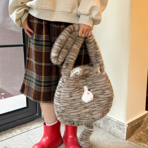Cute plush cat crossbody bag new style female ins style girl soft and cute furry large capacity shoulder bag