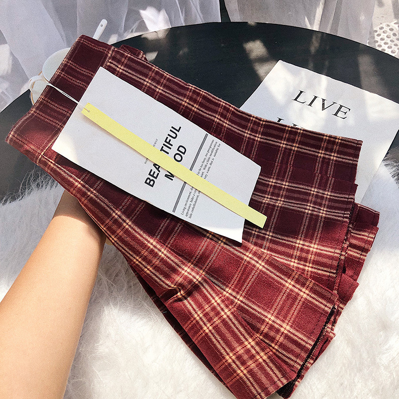 Plaid women's high-waist winter new anti-exposure skirt slimming A-line short culottes