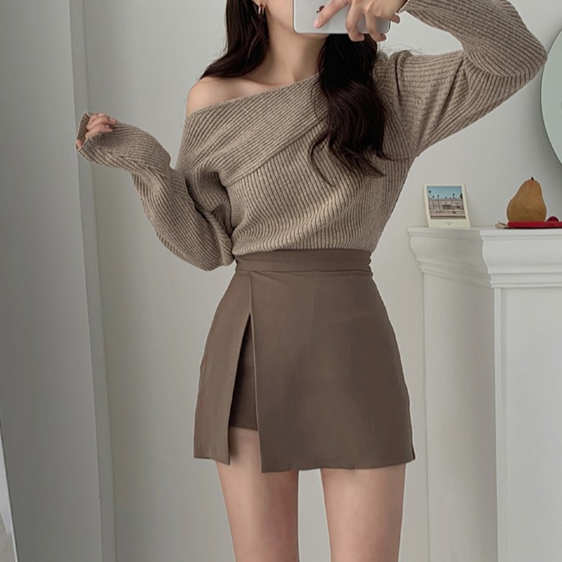 Korean women's simple pants skirt with side slit design ~ slimming high waist skirt A-line short skirt