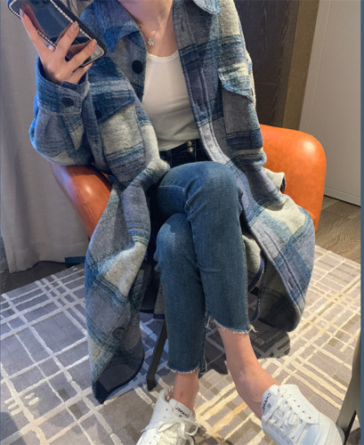 Autumn and winter Korean loose plaid woolen coat French niche silhouette blue plaid mid-length coat for women