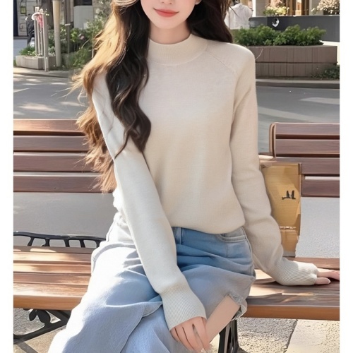 Half turtleneck layered knitted bottoming shirt for women, high-quality top with warm long-sleeved sweater underneath