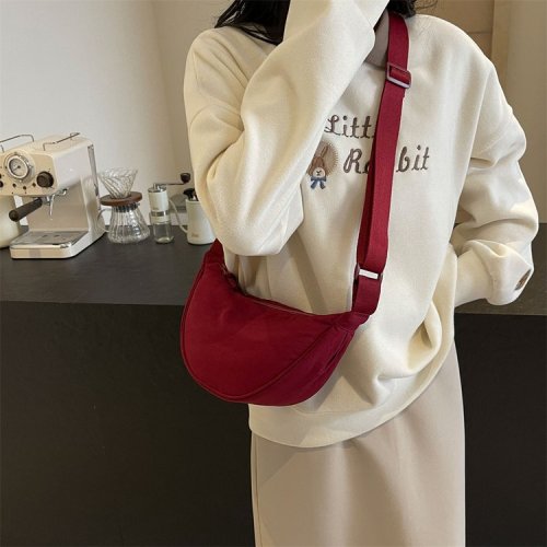 Simple lightweight small bag women's crossbody bag nylon dumpling bag women's versatile shoulder bag waterproof bag