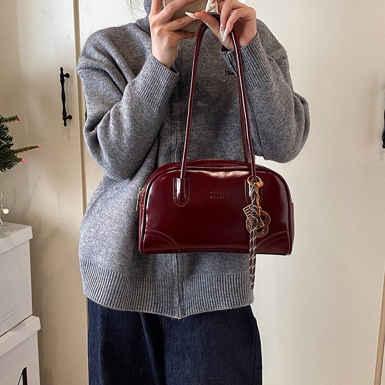 High-end fashion armpit bag for women autumn and winter new retro casual niche trendy shoulder bag for women