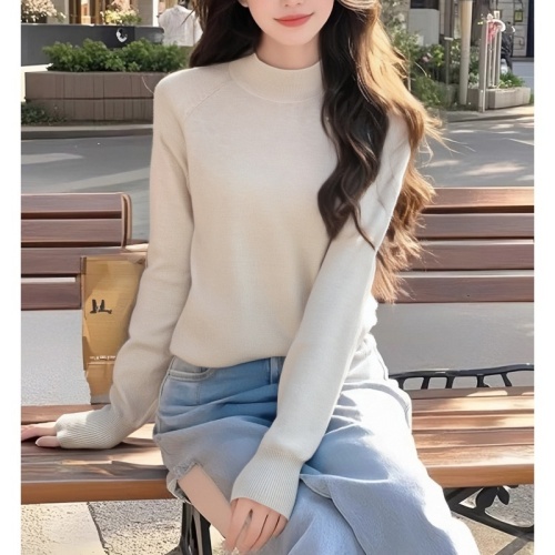 Half turtleneck layered knitted bottoming shirt for women, high-quality top with warm long-sleeved sweater underneath