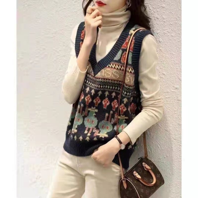 Vest vest jacket for women autumn and winter new style sleeveless sweater v-neck jacquard knitted loose outer wear