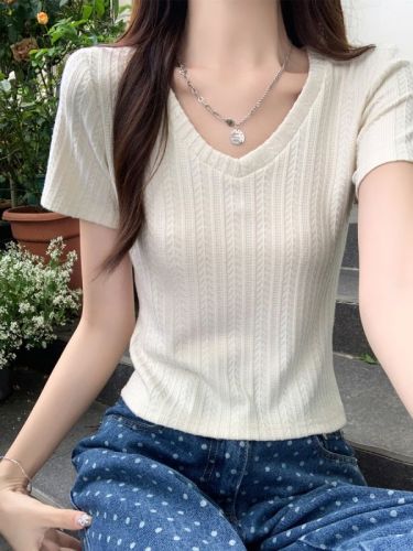 Solid color V-neck right shoulder short-sleeved t-shirt for women pure cotton summer new style exposed collarbone slimming age-reducing short top