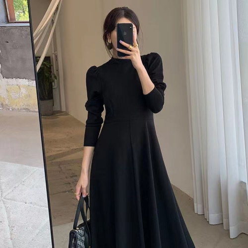 Black long-sleeved dress spring and autumn new Korean style waist slimming internet celebrity wide swing skirt