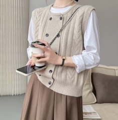 Twist-patterned double-breasted wool sweater, slim and versatile, western-style cardigan vest