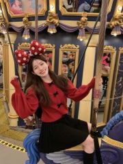 FF BLUE Autumn Flashback Poem Bow-tie Atmosphere Red Sweater Women's Slim Pleated Skirt Age-Reducing Suit