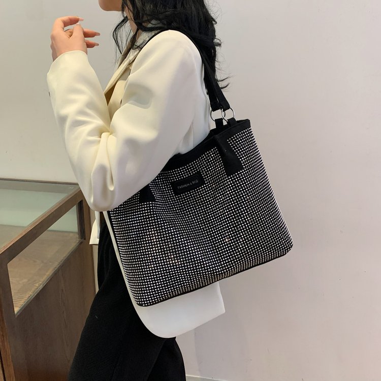 High-end niche design bright diamond large-capacity tote bag female Korean style college student shoulder bag