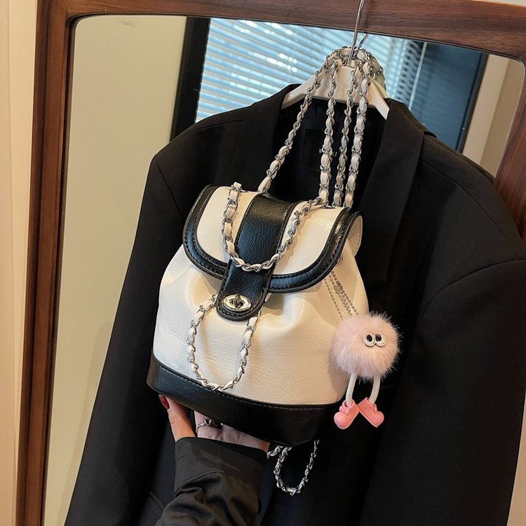 Niche backpack girls ins travel small fragrance chain high-end bucket bag versatile backpack