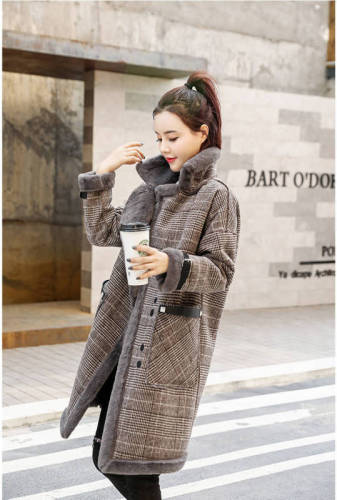 Plaid coat women's new autumn and winter thickened mid-length lamb fur one-piece woolen coat for small people
