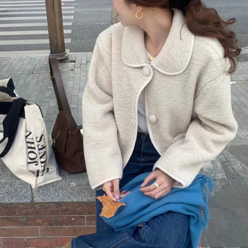 Size has been updated INS Korean style cute age-reducing doll collar chic buttoned fur short coat