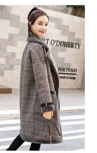 Plaid coat women's new autumn and winter thickened mid-length lamb fur one-piece woolen coat for small people