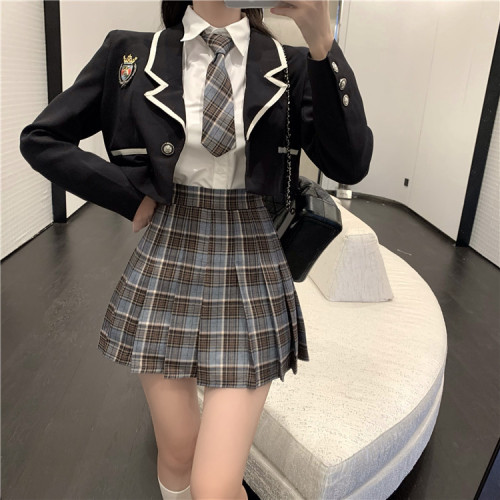 Long-sleeved shirt + bow tie + British style long-sleeved short suit + plaid pleated skirt suit