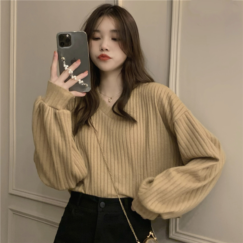 Autumn and winter pit strip knitted long-sleeved bottoming shirt Korean style V-neck loose outer wear long-sleeved short top
