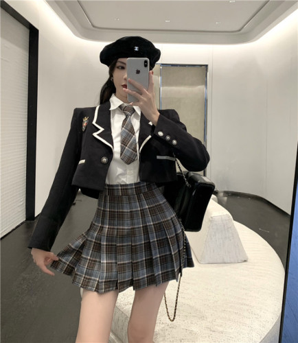 Long-sleeved shirt + bow tie + British style long-sleeved short suit + plaid pleated skirt suit