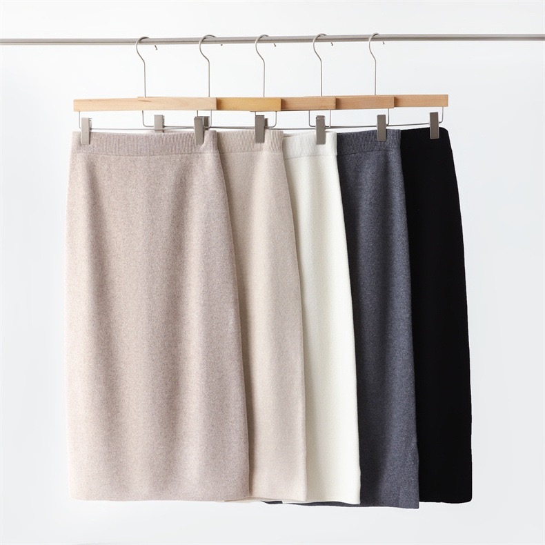 Knitted skirt women's straight hip-hugging skirt winter pure wool high waist back slit slim fit thickened mid-length skirt
