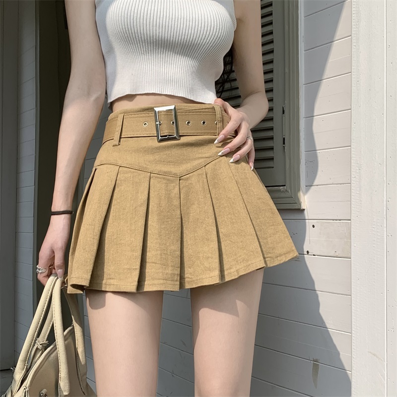 Spring new hot girl high-waisted versatile hip-covering short skirt
