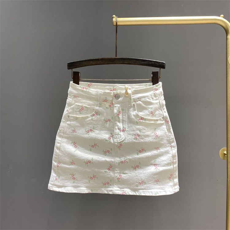 White floral print denim short skirt for women summer new sweet age-reducing high-waist slimming hip skirt