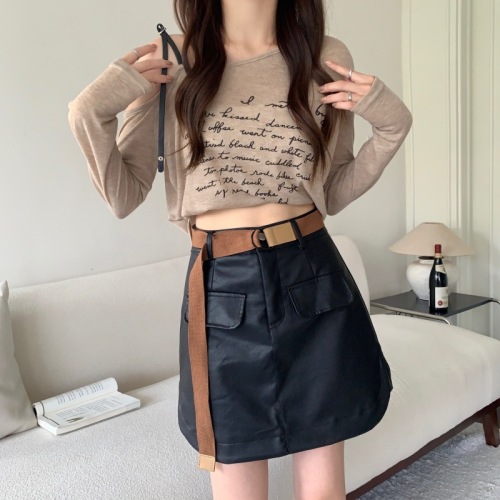 High-waisted cool hot girl workwear skirt for women in autumn slimming and anti-exposure A-line hip bag leather skirt