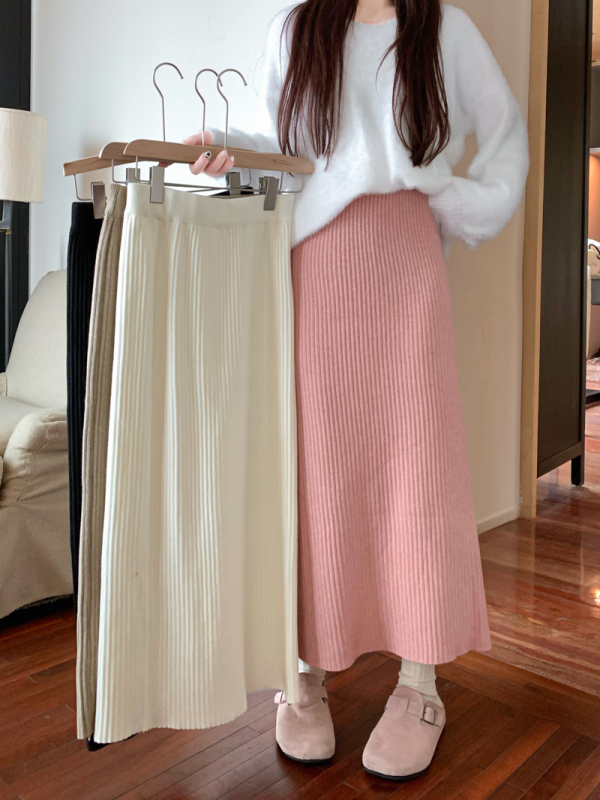 Solid color pit strip knitted skirt women's new autumn and winter mid-length a-line long skirt