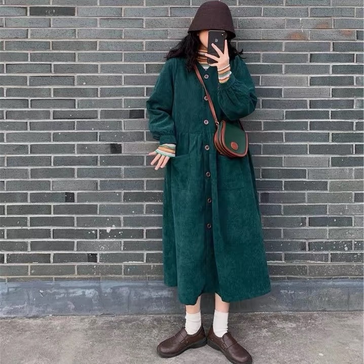 Korean retro mid-length dress for women autumn and winter loose Hepburn style corduroy long sleeves