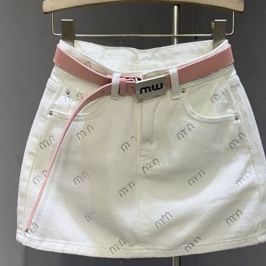 A-line slim hip-hugging short skirt for women summer new retro hot diamond denim skirt sweet and versatile to reduce age