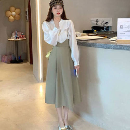 Suit skirt women's new autumn style versatile and age-reducing sweet long-sleeved babydoll suspender skirt two-piece autumn outfit