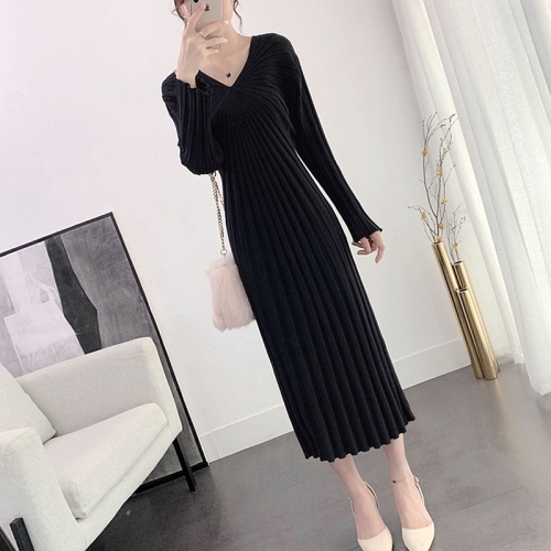 Women's autumn and winter style bottoming shirt with coat and sweater, mid-length women's slim knitted dress with over-the-knee fit