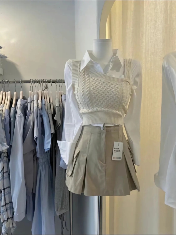 A complete set of high-end small dresses for tea-style celebrities and Korean drama heroines. Two-piece suits for women in spring and summer.