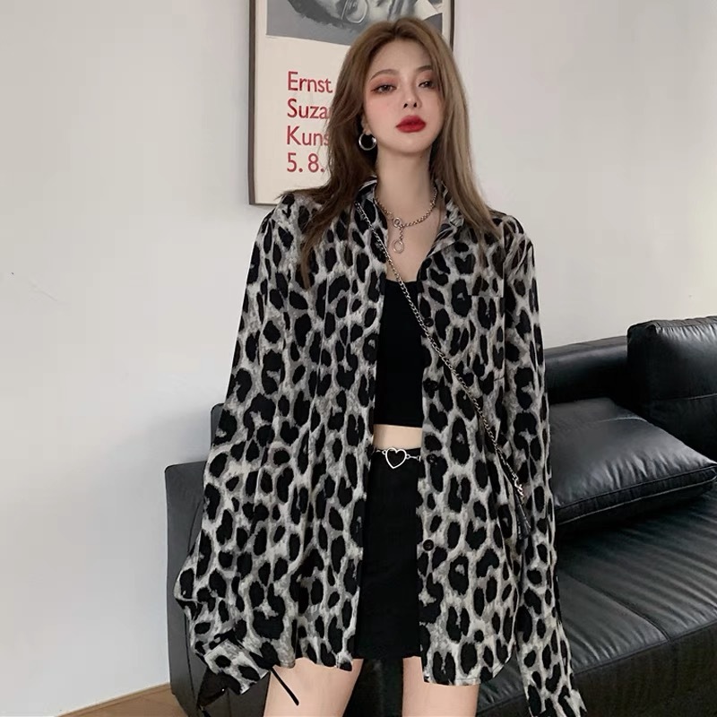 Design sense niche street Hong Kong style leopard print long-sleeved shirt women's spring and summer new retro mid-length shirt