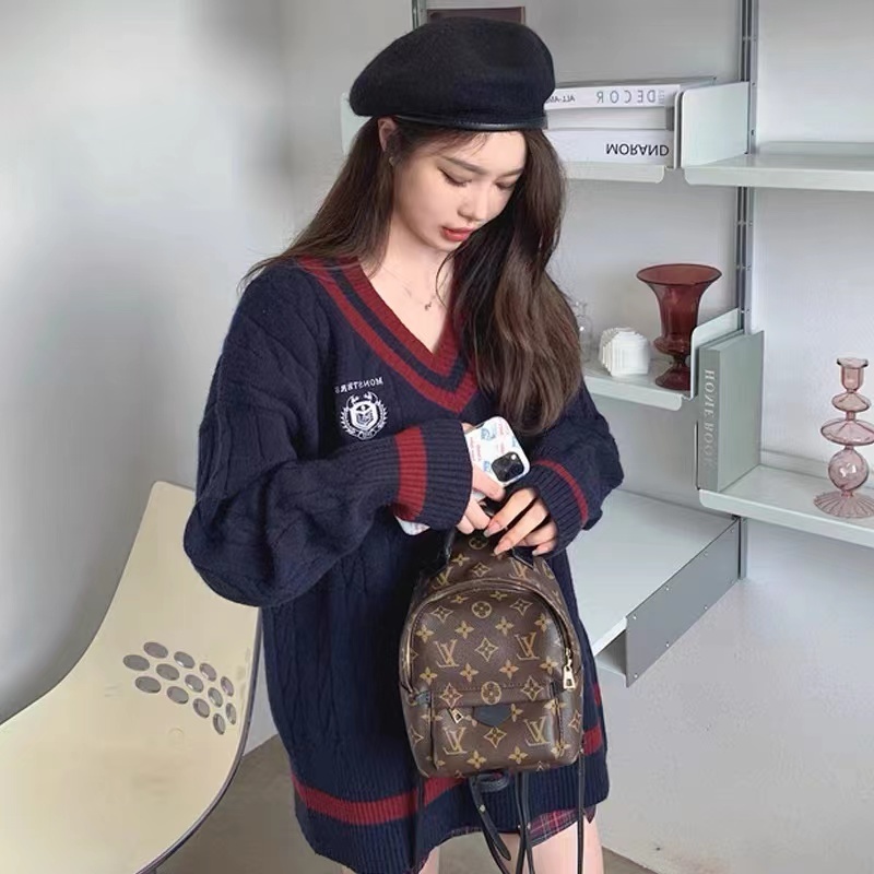 College style sweater for women, autumn new popular mid-length Korean style loose outer wear foreign style v-neck sweater