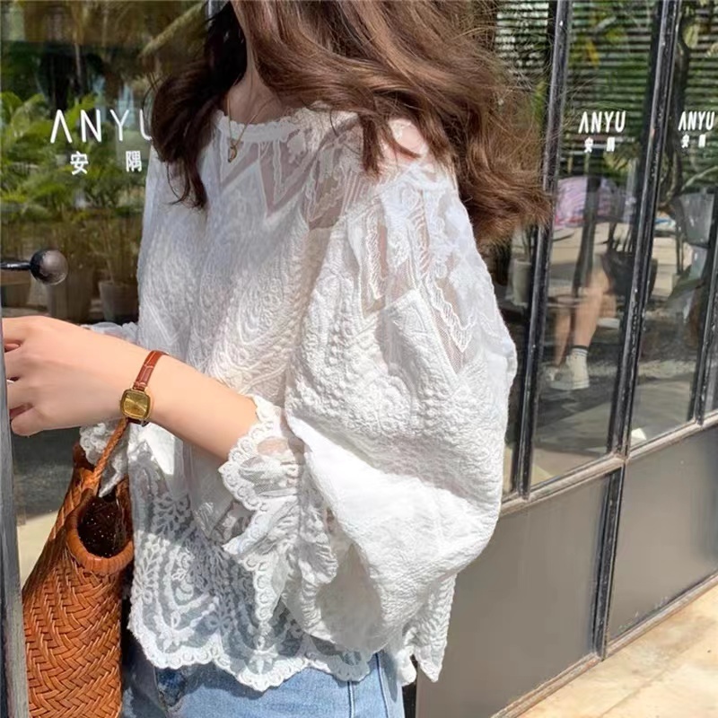 New unique and chic white fairy top, high-end, small fragrance, hollow lace shirt for women