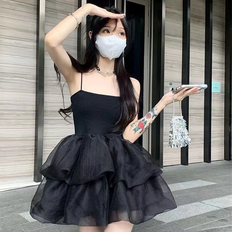 High-end summer must-have little black dress, new suspender high-waist slimming spliced ​​mesh high-waist dress